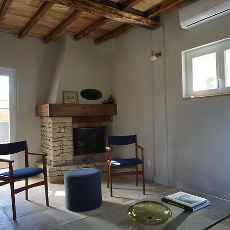 Maison Les Costes Vernegues Extérieur photo